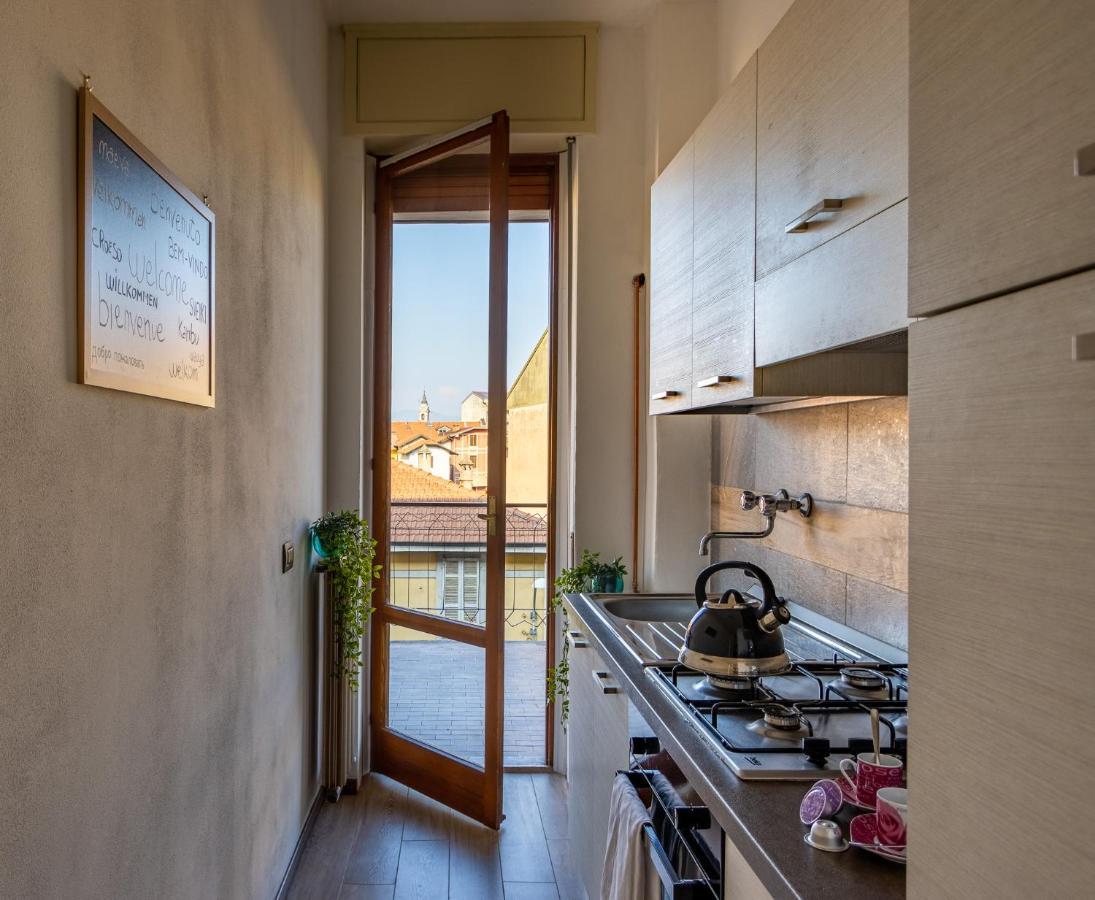 Blue Wave Apartment Arona - Lago Maggiore Bagian luar foto