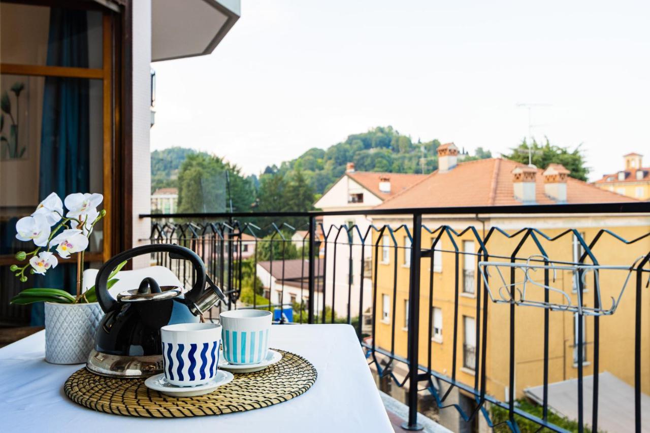 Blue Wave Apartment Arona - Lago Maggiore Bagian luar foto
